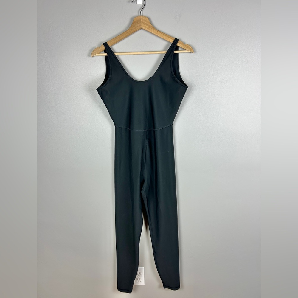 OLD NAVY Active Black Body Suit Leotard Size Medium One Piece Athletic Sport